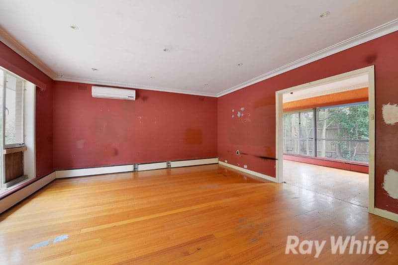 111 Scoresby Road, Bayswater VIC 3153, Bayswater - Thumbnail 2