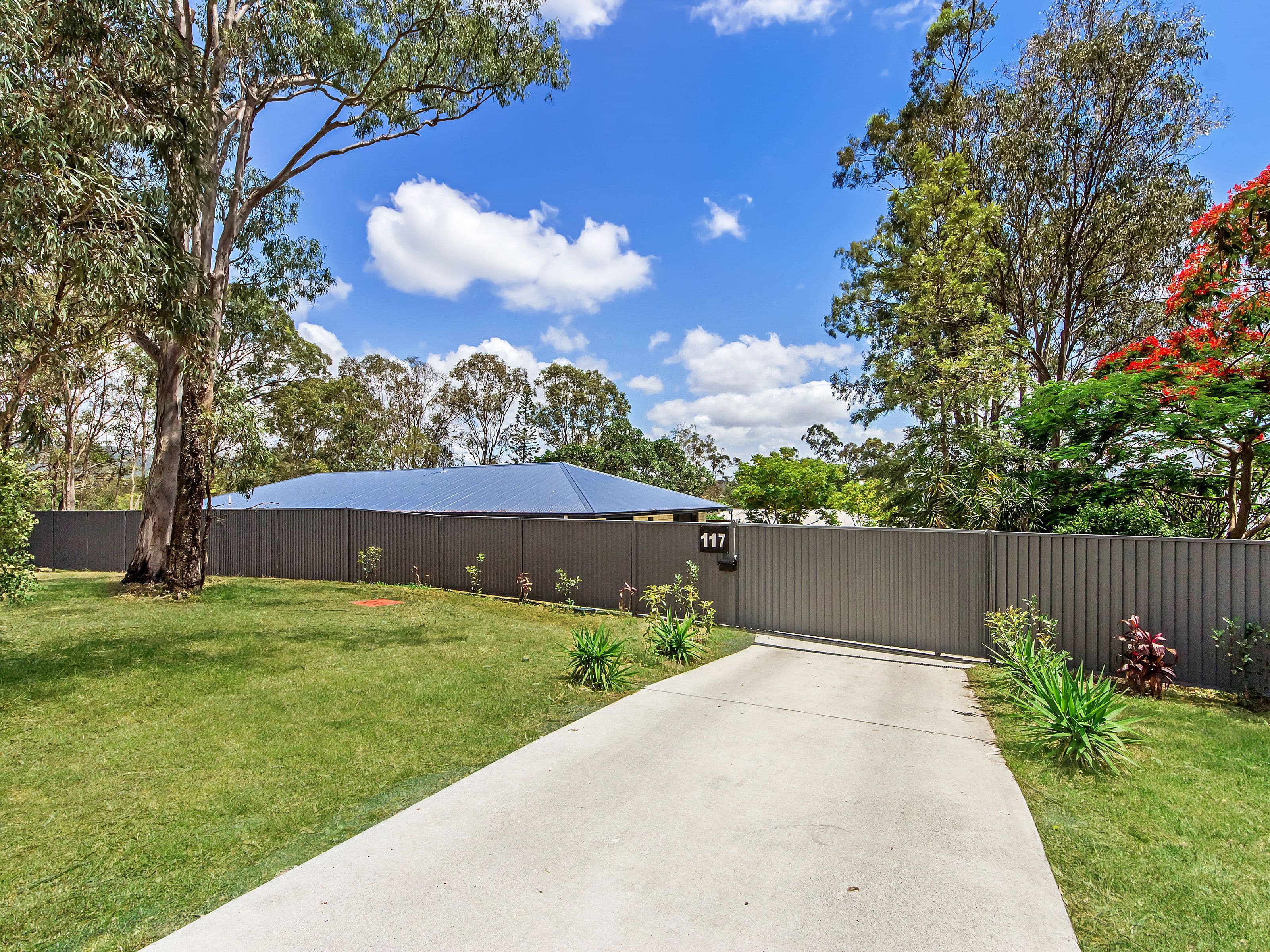 117 Michigan Drive, Oxenford QLD 4210, Oxenford - Thumbnail 2
