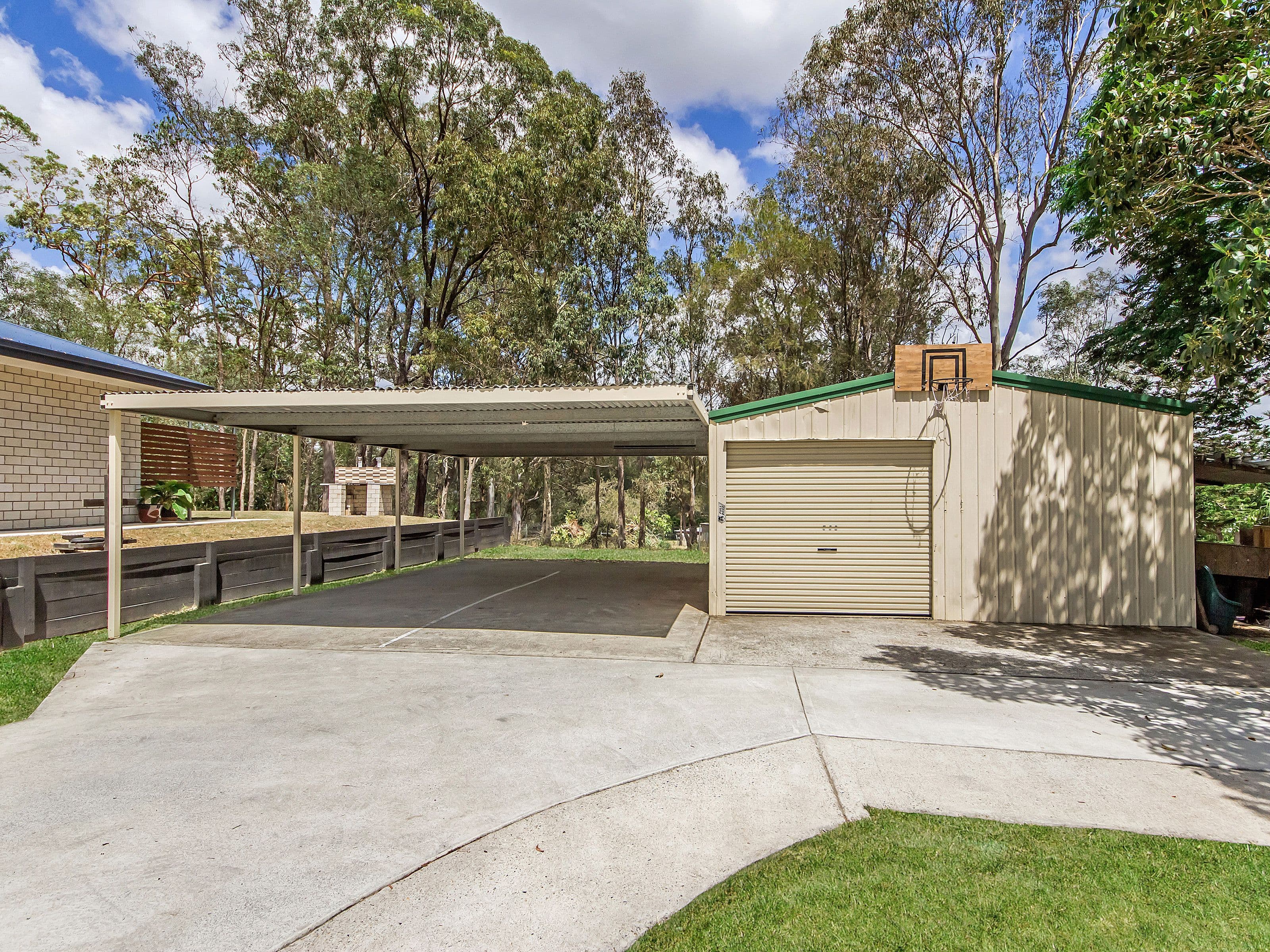 117 Michigan Drive, Oxenford QLD 4210, Oxenford - Thumbnail 3