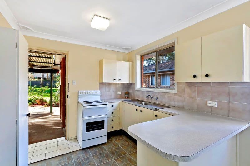 31 Albatross Road, BERKELEY VALE NSW 2261, Berkeley Vale - Thumbnail 4