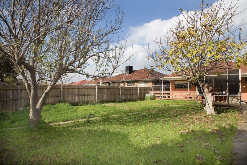 28 Bates Avenue, Thomastown VIC 3074, Thomastown - Thumbnail 3