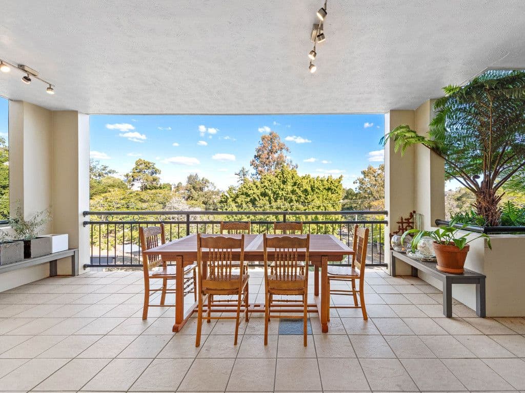 26 Paradise Street, Highgate Hill QLD 4101, Highgate Hill - Image 1