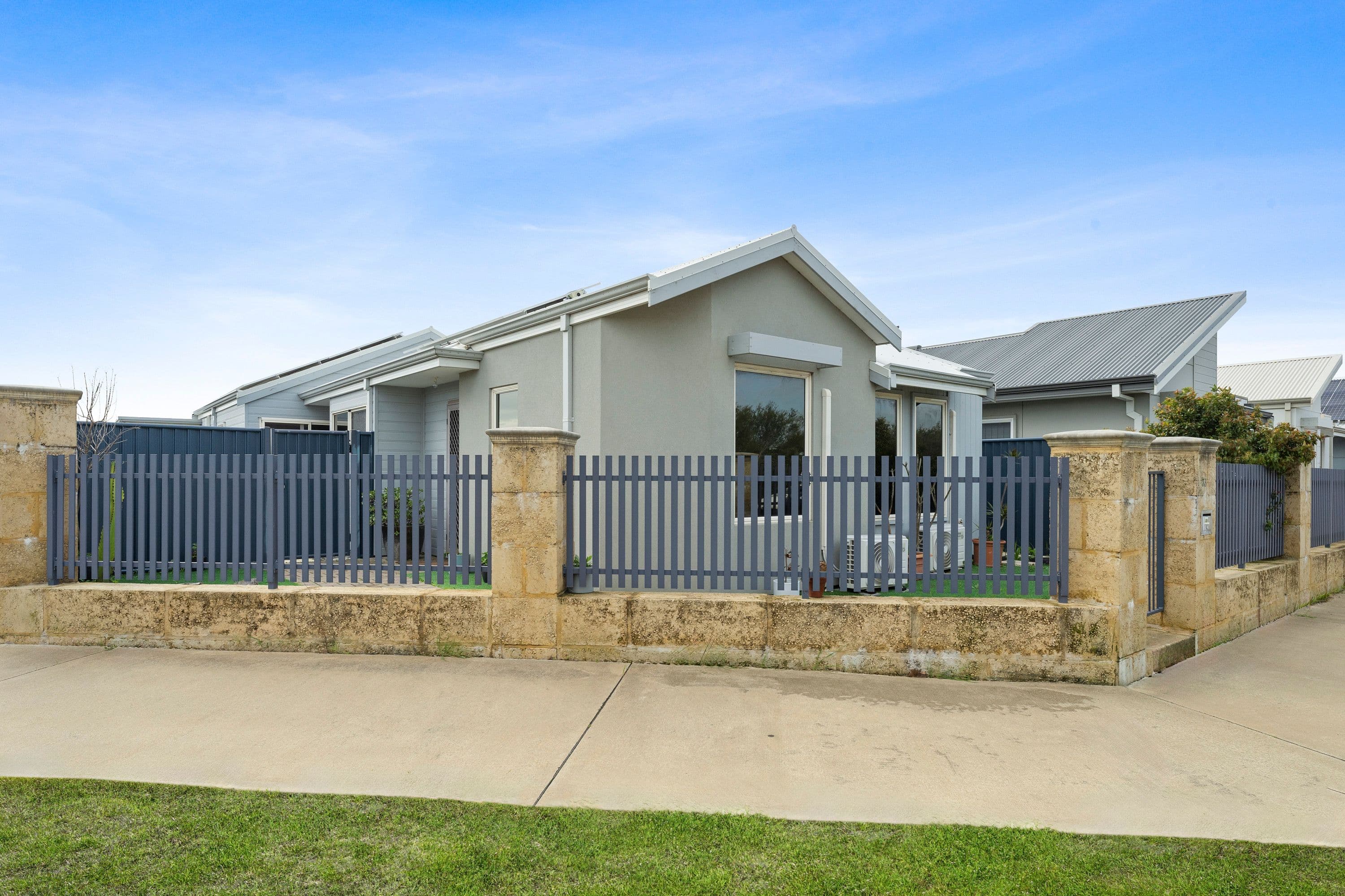 33 Pleasantview Parade, Baldivis WA 6171, Baldivis - Thumbnail 2