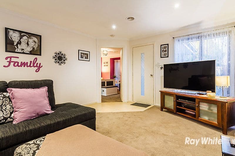 52 Sing Crescent, Berwick VIC 3806, Berwick - Thumbnail 2