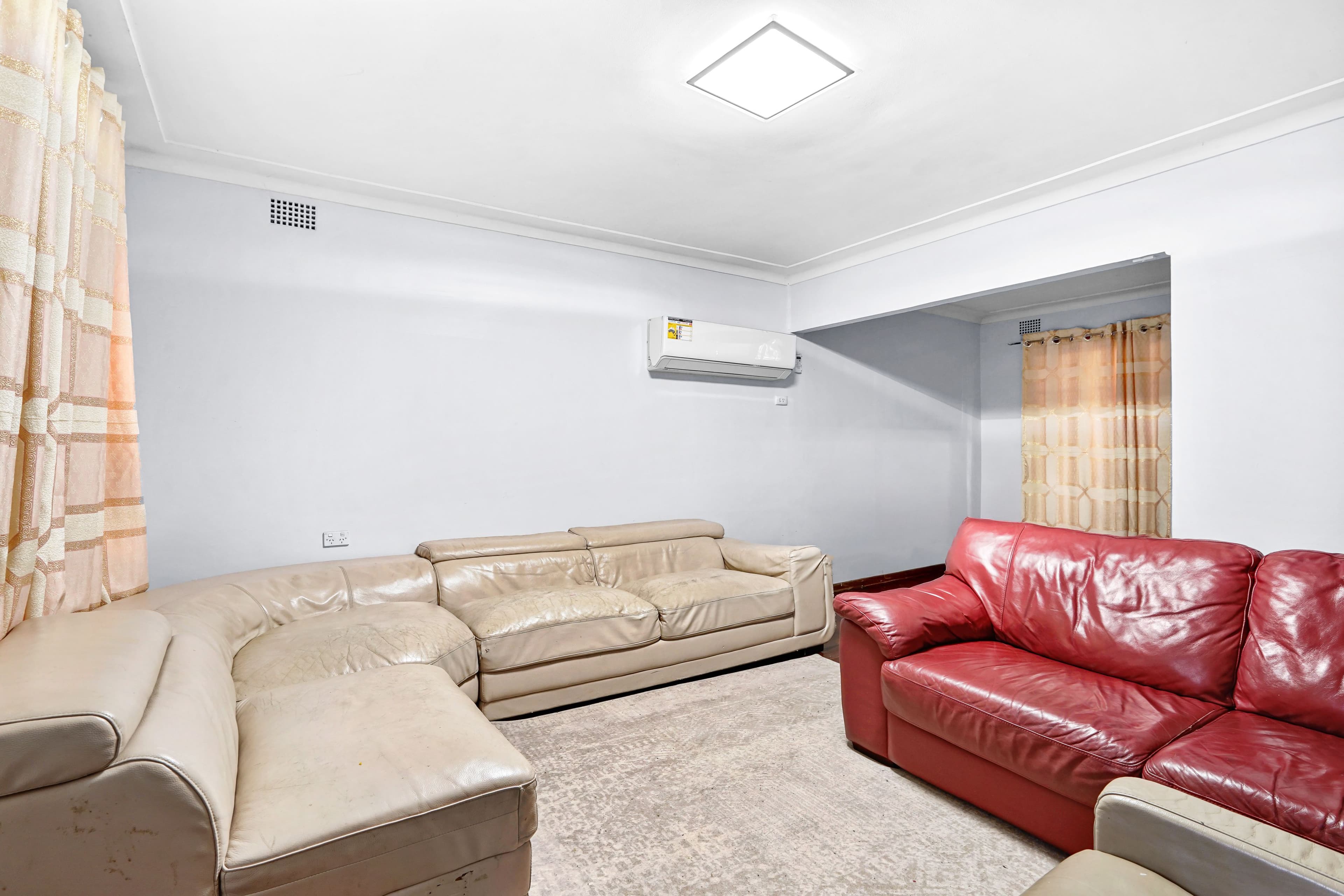 98 Solander Road, Seven Hills NSW 2147, Seven Hills - Thumbnail 4