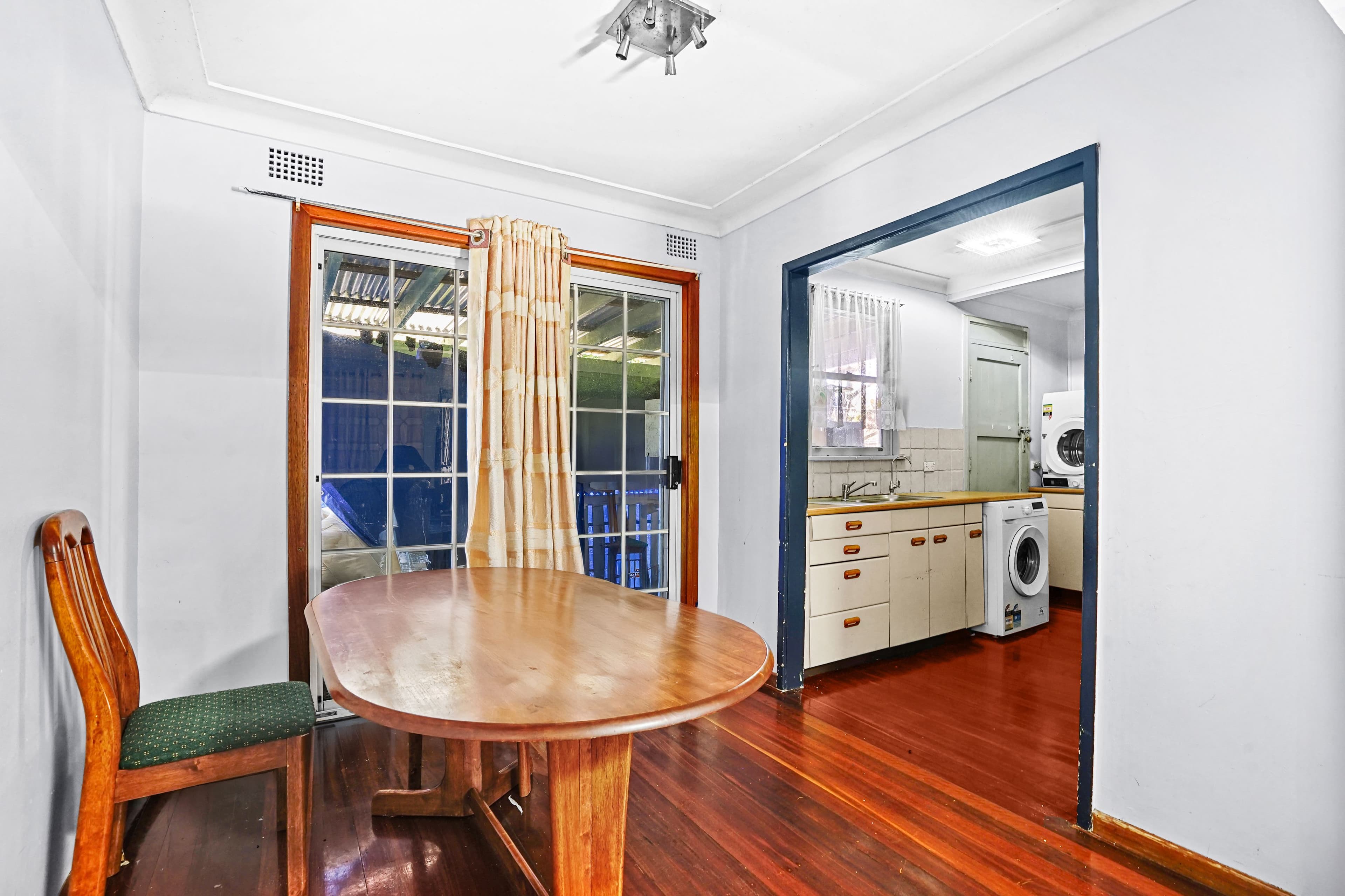98 Solander Road, Seven Hills NSW 2147, Seven Hills - Thumbnail 5