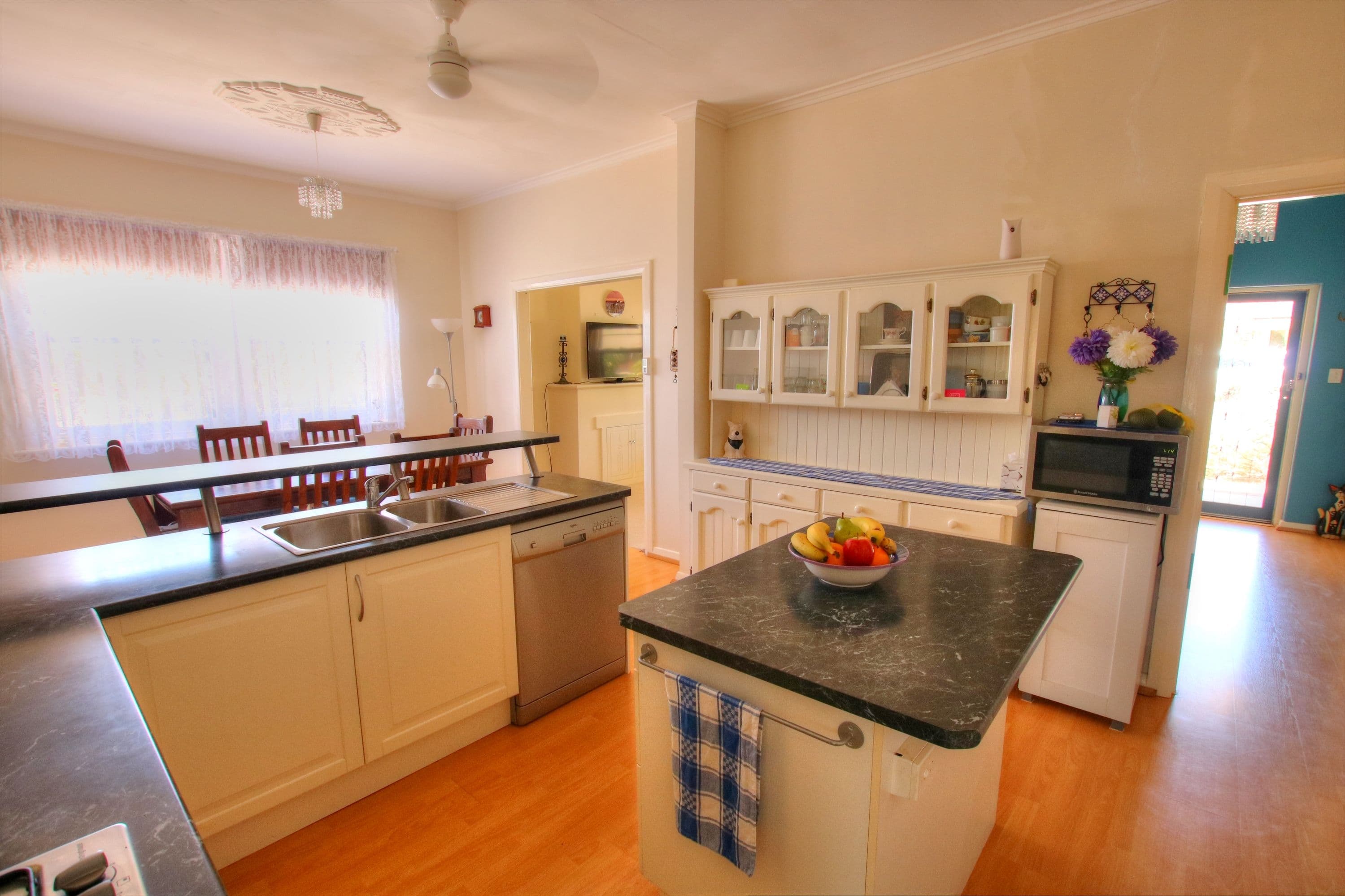 21 Fourth Street, Loxton SA 5333, Loxton - Thumbnail 6