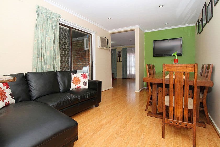 25 Boyle Crescent, MILL PARK VIC 3082, Mill Park - Thumbnail 4