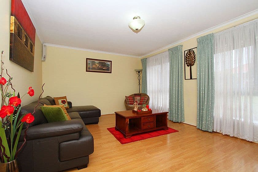 25 Boyle Crescent, MILL PARK VIC 3082, Mill Park - Thumbnail 5