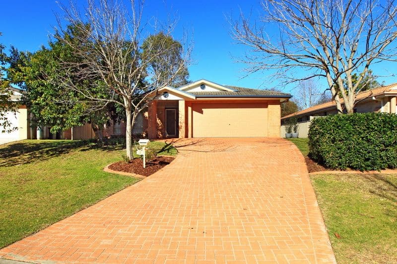 32 Gardenia Crescent, BOMADERRY NSW 2541, Bomaderry - Thumbnail 2
