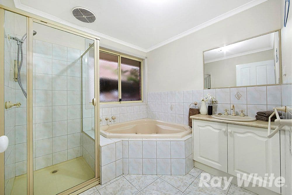 35 Maygrove Way, Mulgrave VIC 3170, Mulgrave - Thumbnail 6