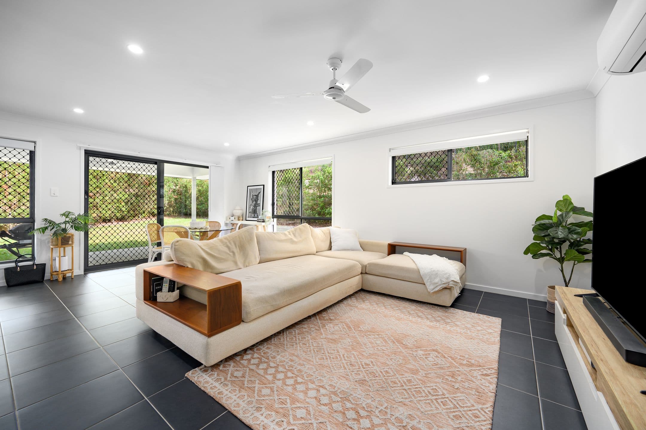 2 Elanor Court, Maudsland QLD 4210, Maudsland - Thumbnail 2