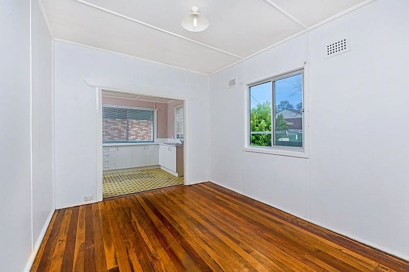 1 Norton Avenue, KILLARNEY VALE NSW 2261, Killarney Vale - Thumbnail 5