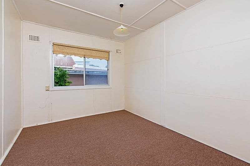 1 Norton Avenue, KILLARNEY VALE NSW 2261, Killarney Vale - Thumbnail 6