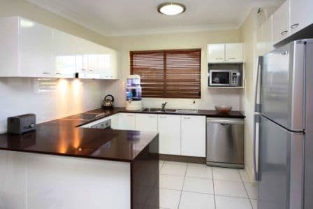69   Denman Street, GREENSLOPES QLD 4120, Greenslopes - Thumbnail 2