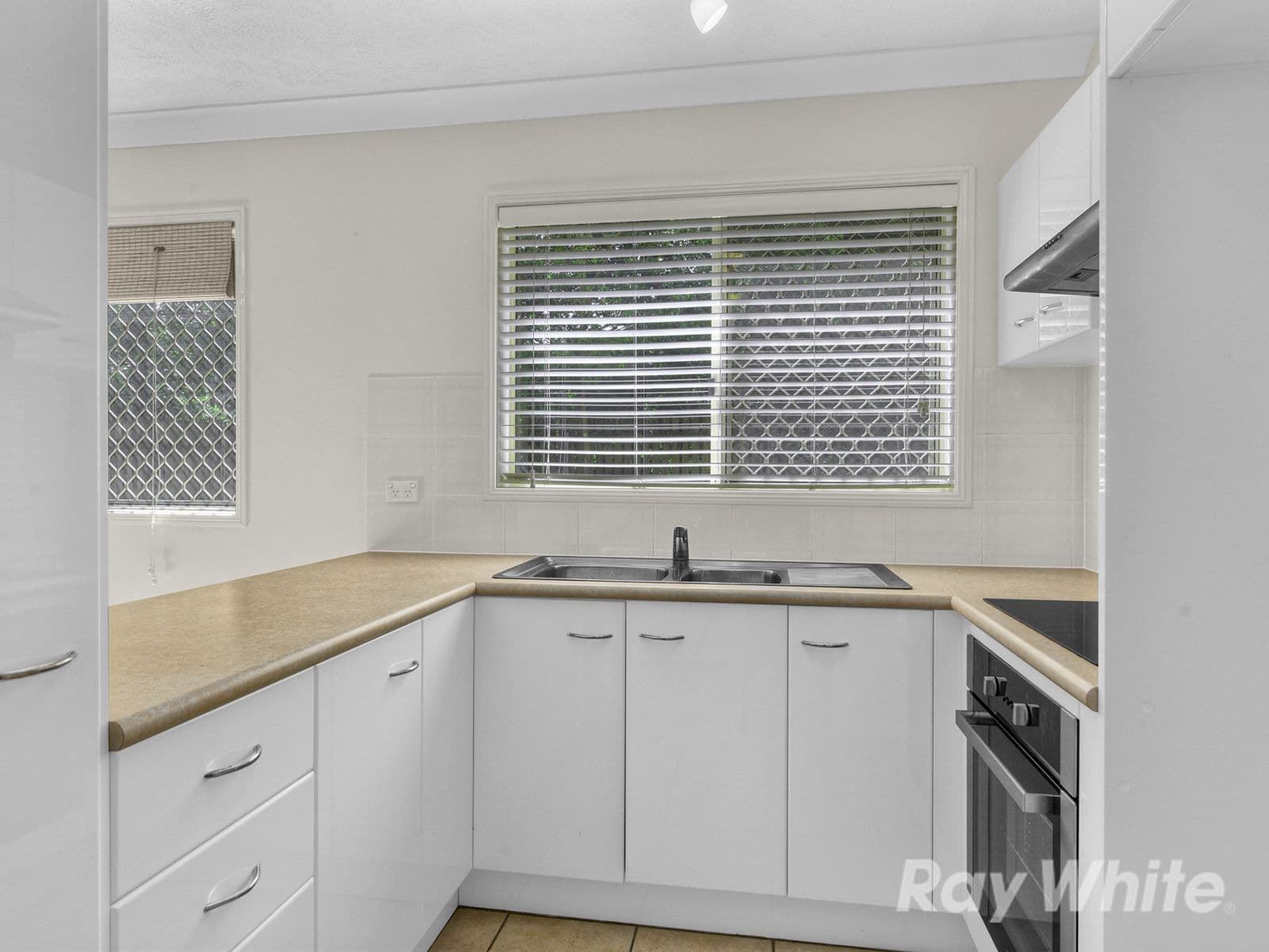 29 Denman Street, Alderley QLD 4051, Alderley - Thumbnail 4