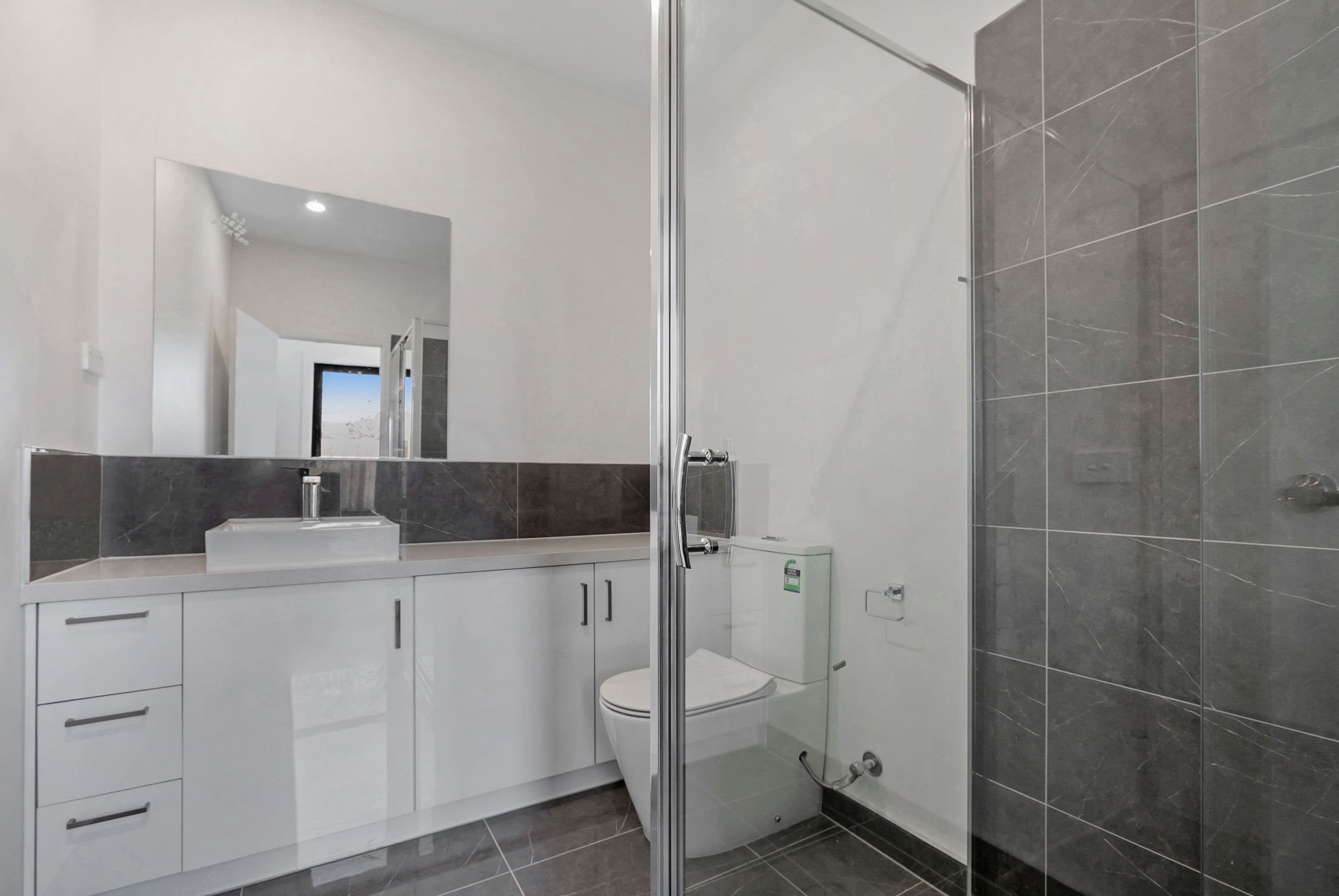 5 Frederick Street, Thomastown VIC 3074, Thomastown - Thumbnail 7