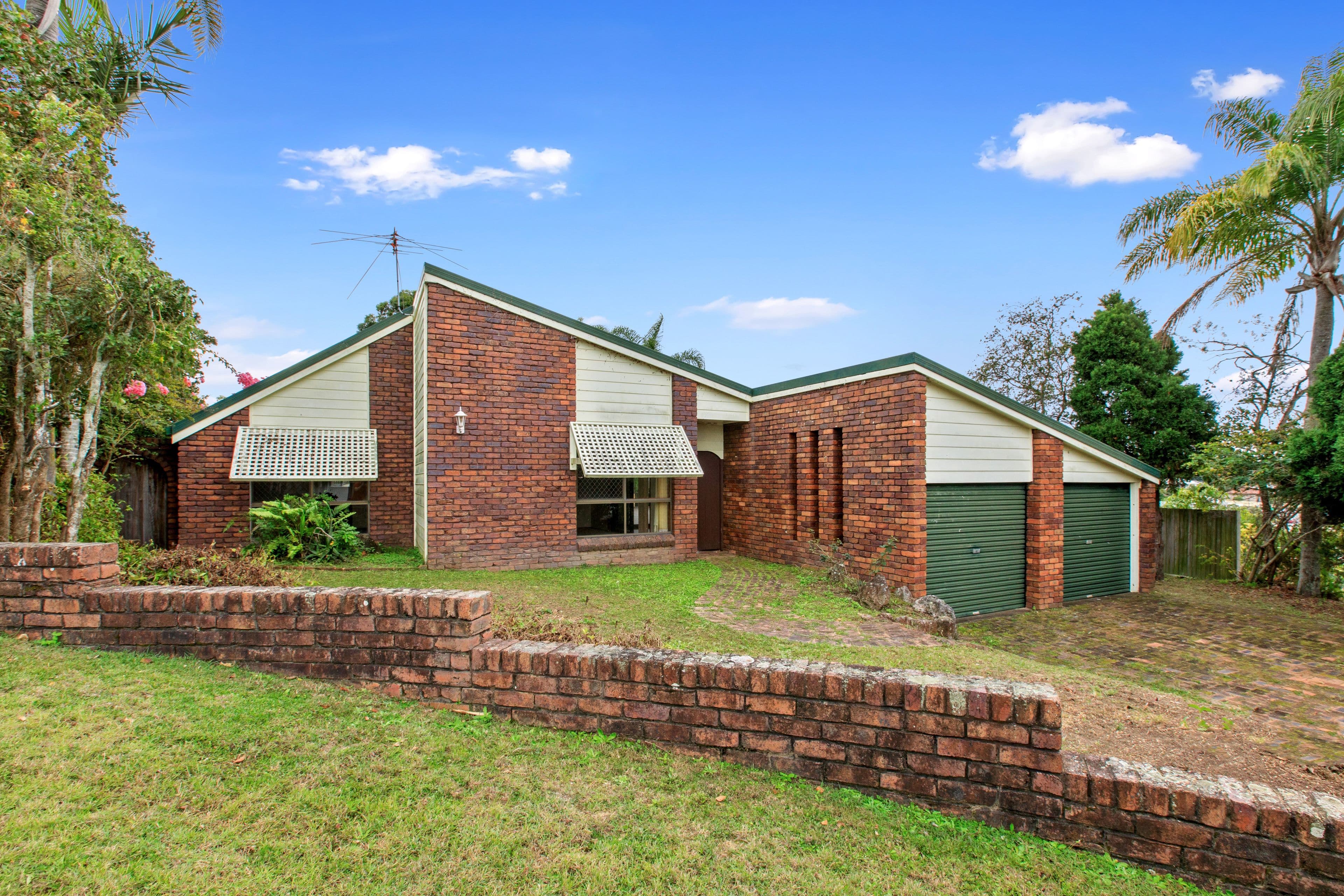 5 Duart Court, Carindale QLD 4152, Carindale - Image 1