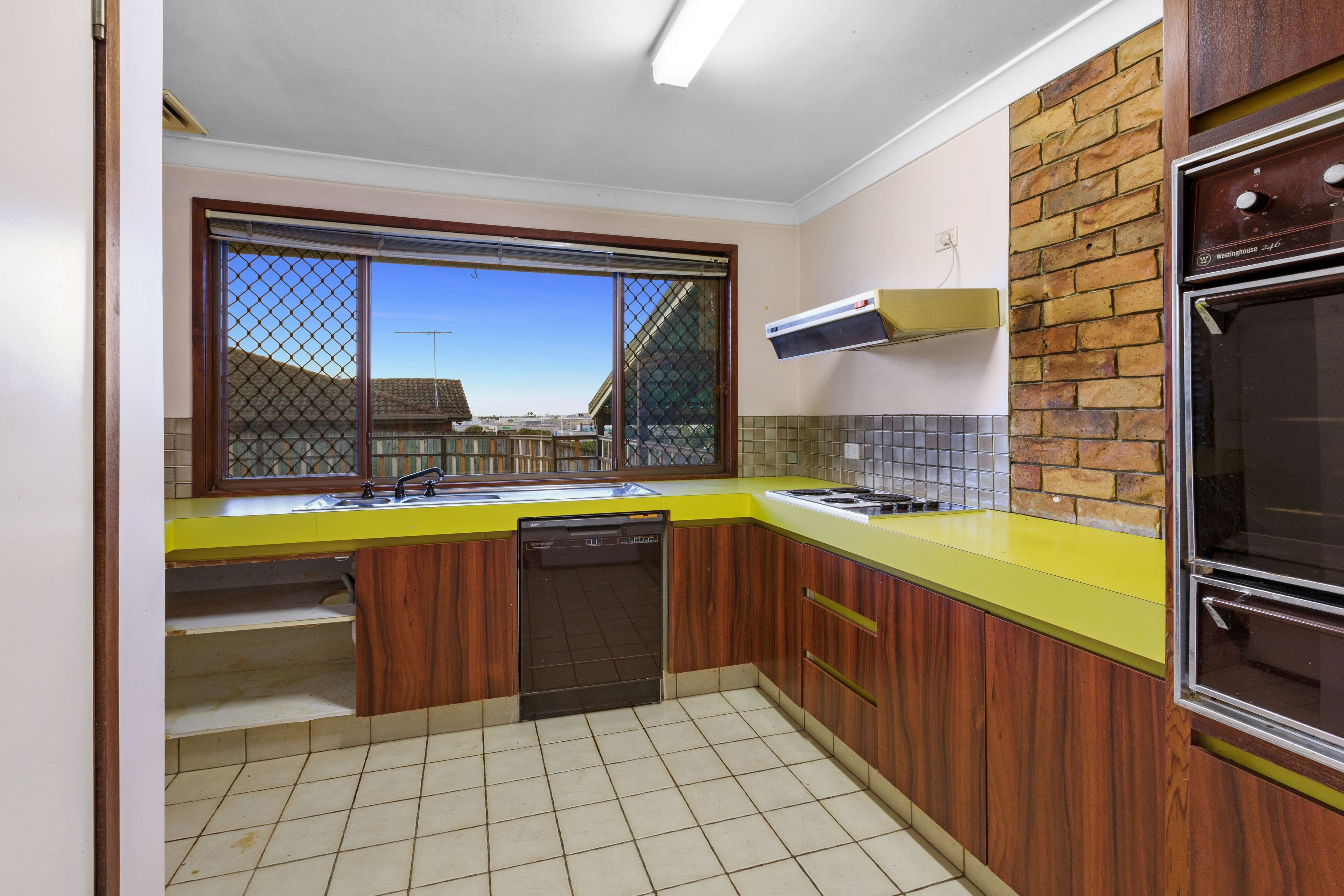 5 Duart Court, Carindale QLD 4152, Carindale - Thumbnail 3