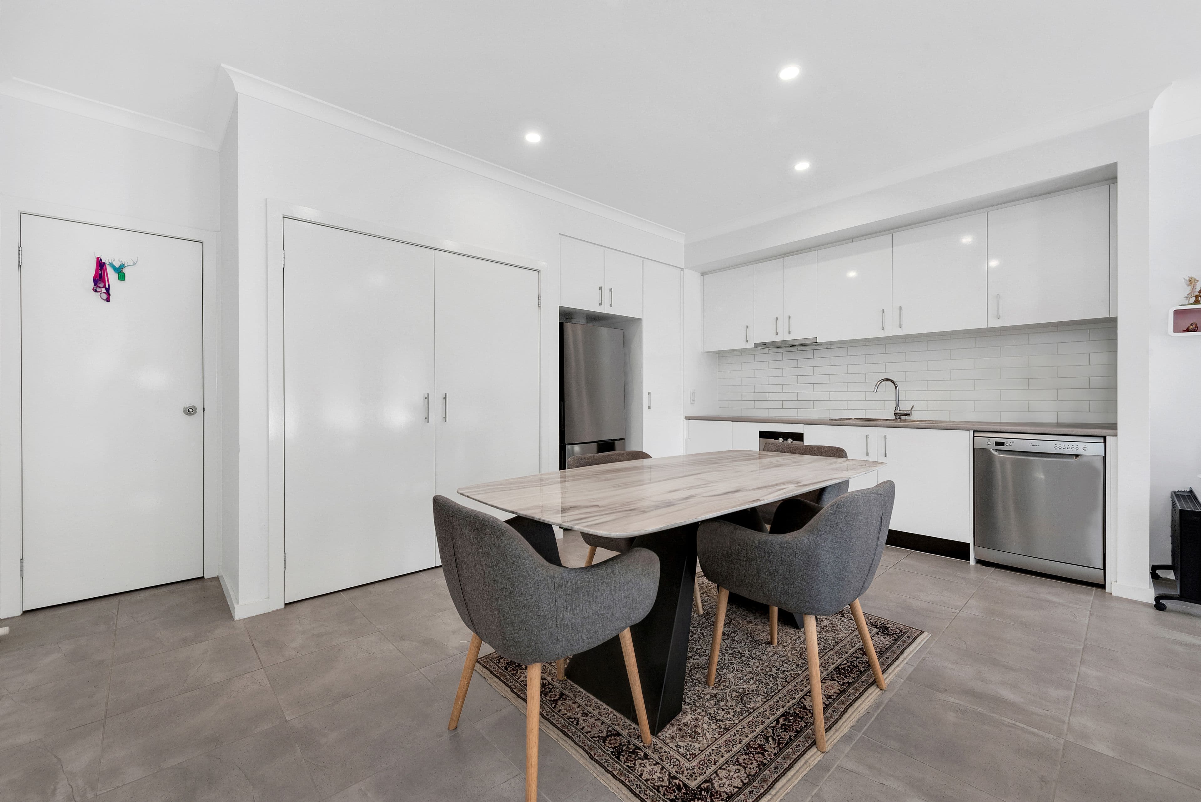 8 Patena Walk, Pakenham VIC 3810, Pakenham - Thumbnail 3