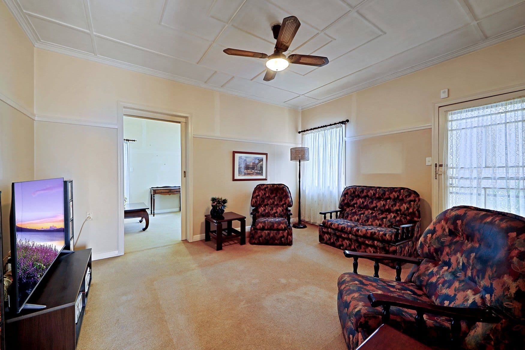 7 Anderson Street, Avenell Heights QLD 4670, Avenell Heights - Thumbnail 8