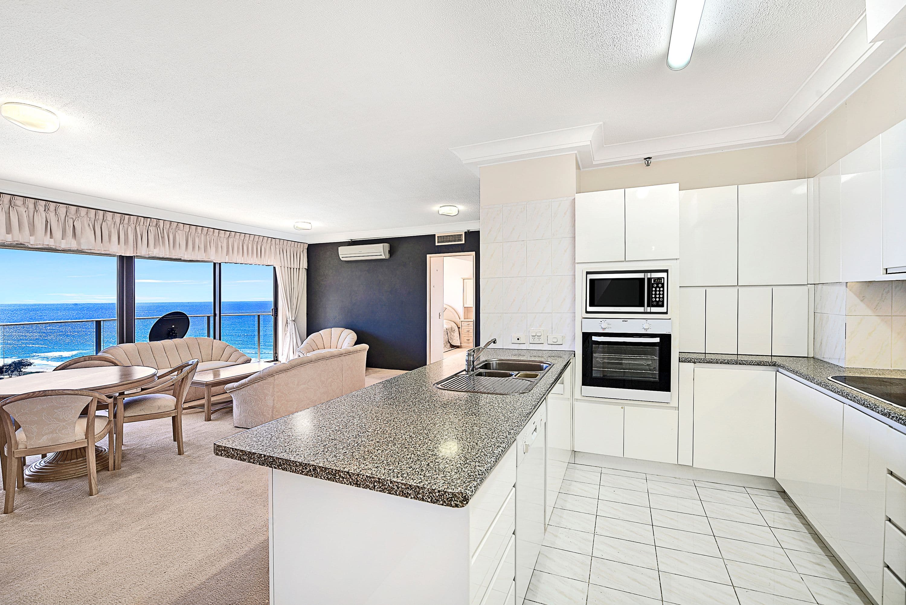 Atlantis East 2 Admiralty Drive, SURFERS PARADISE QLD 4217, Surfers Paradise - Thumbnail 3