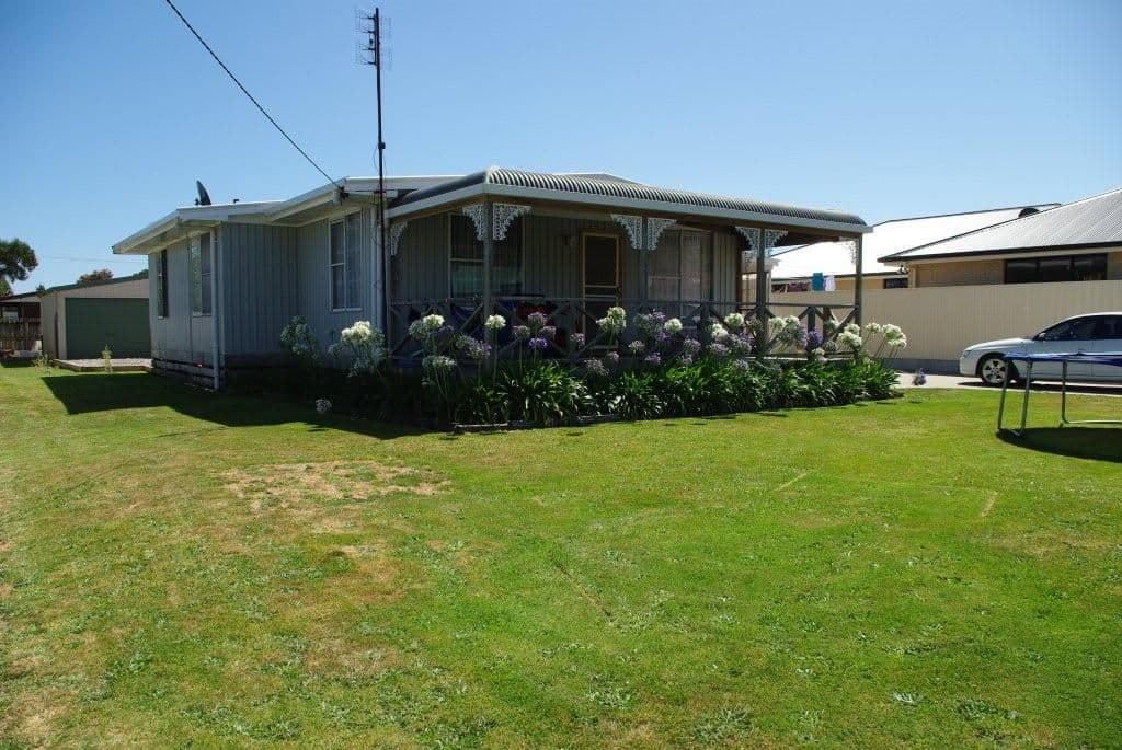 3 Pontifex Street, STRAHAN TAS 7468, Strahan - Thumbnail 4