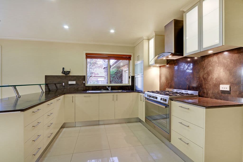 54 BLUE RIDGE Drive, MOOROOLBARK VIC 3138, Mooroolbark - Thumbnail 3