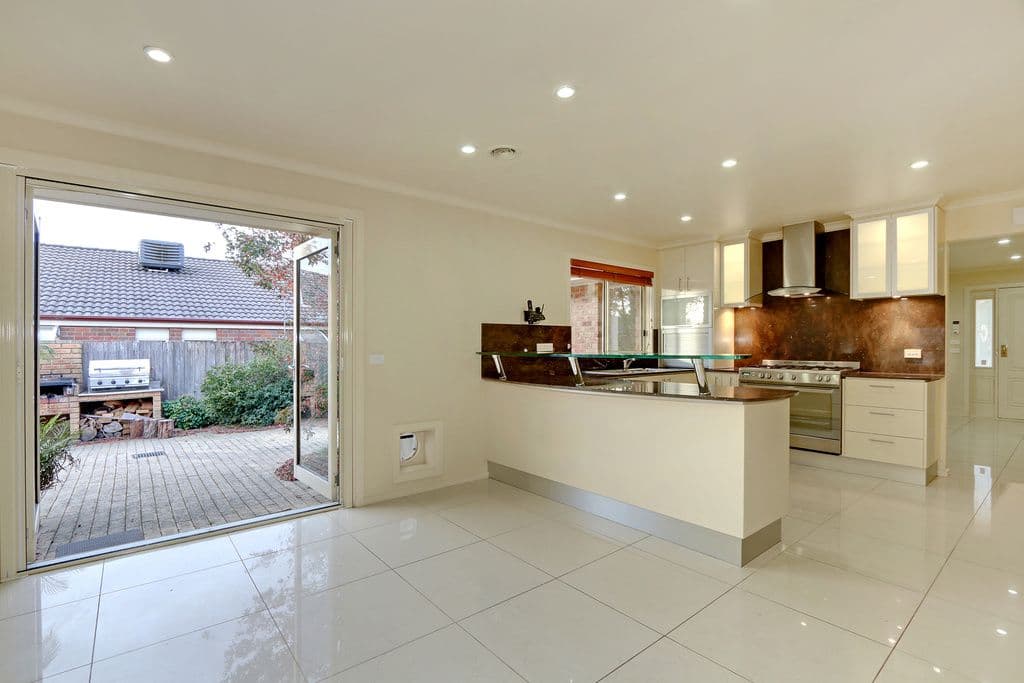 54 BLUE RIDGE Drive, MOOROOLBARK VIC 3138, Mooroolbark - Thumbnail 4