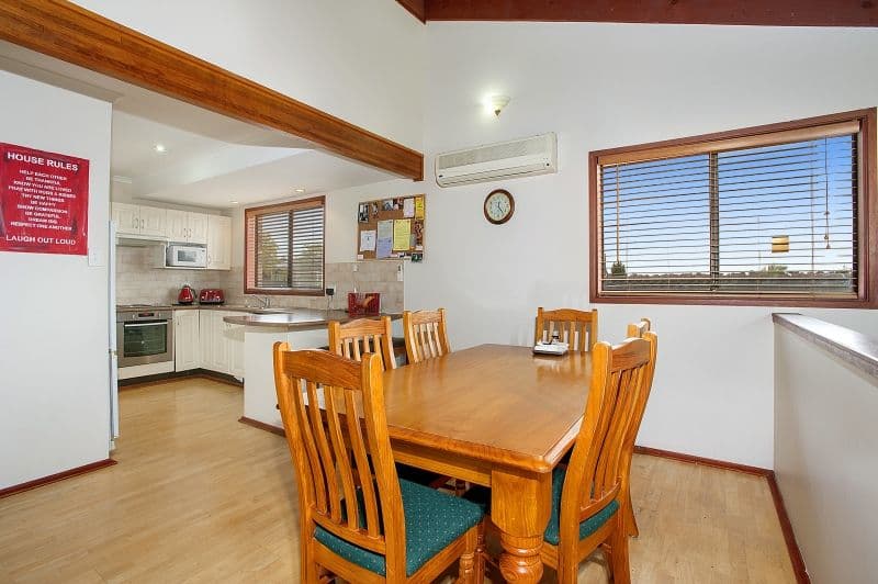 4 Mannikin Drive, WORONORA HEIGHTS NSW 2233, Woronora Heights - Thumbnail 3