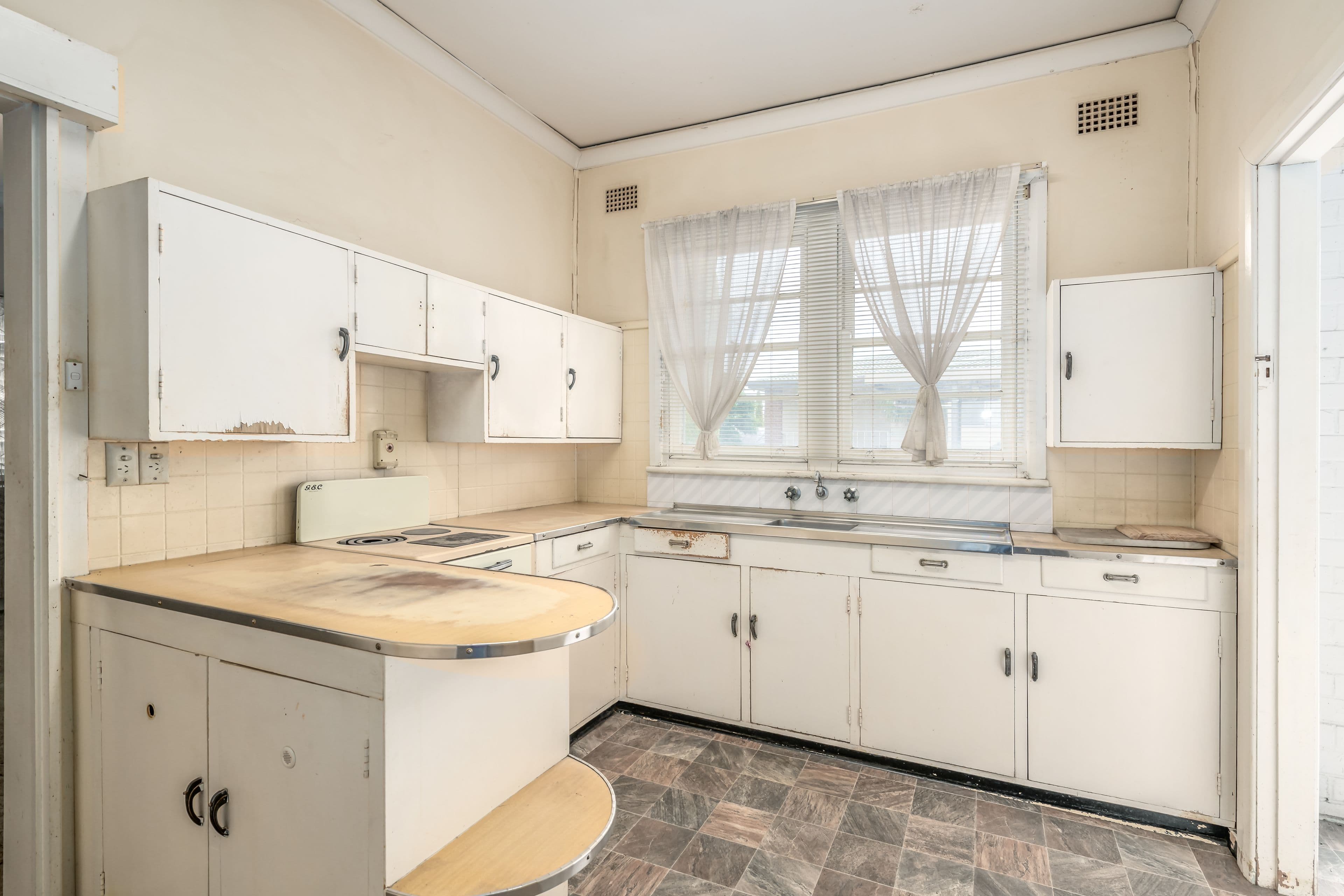 48 Castlereagh Street, Singleton - Thumbnail 2