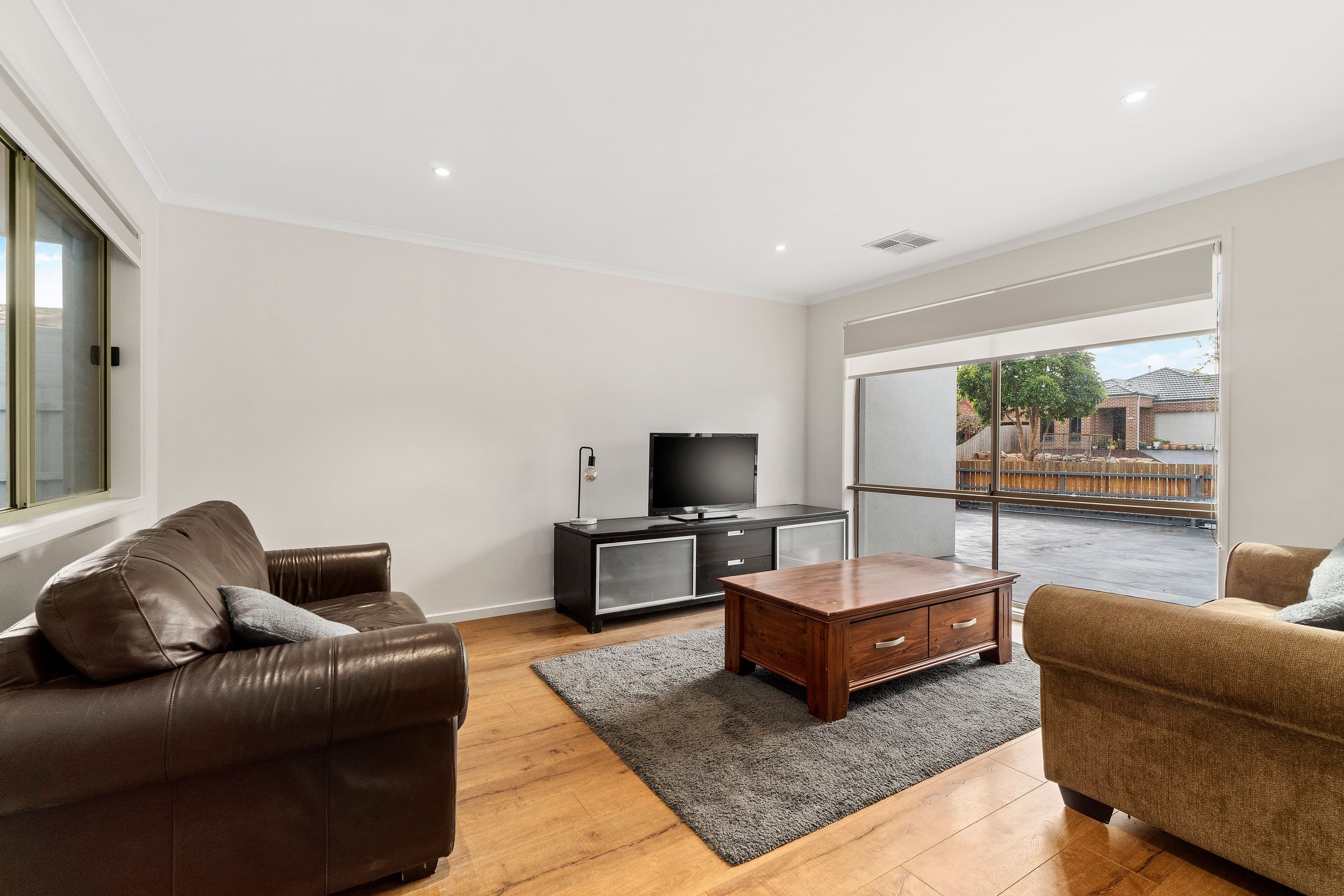 17 Jacob Drive, Rowville VIC 3178, Rowville - Thumbnail 2