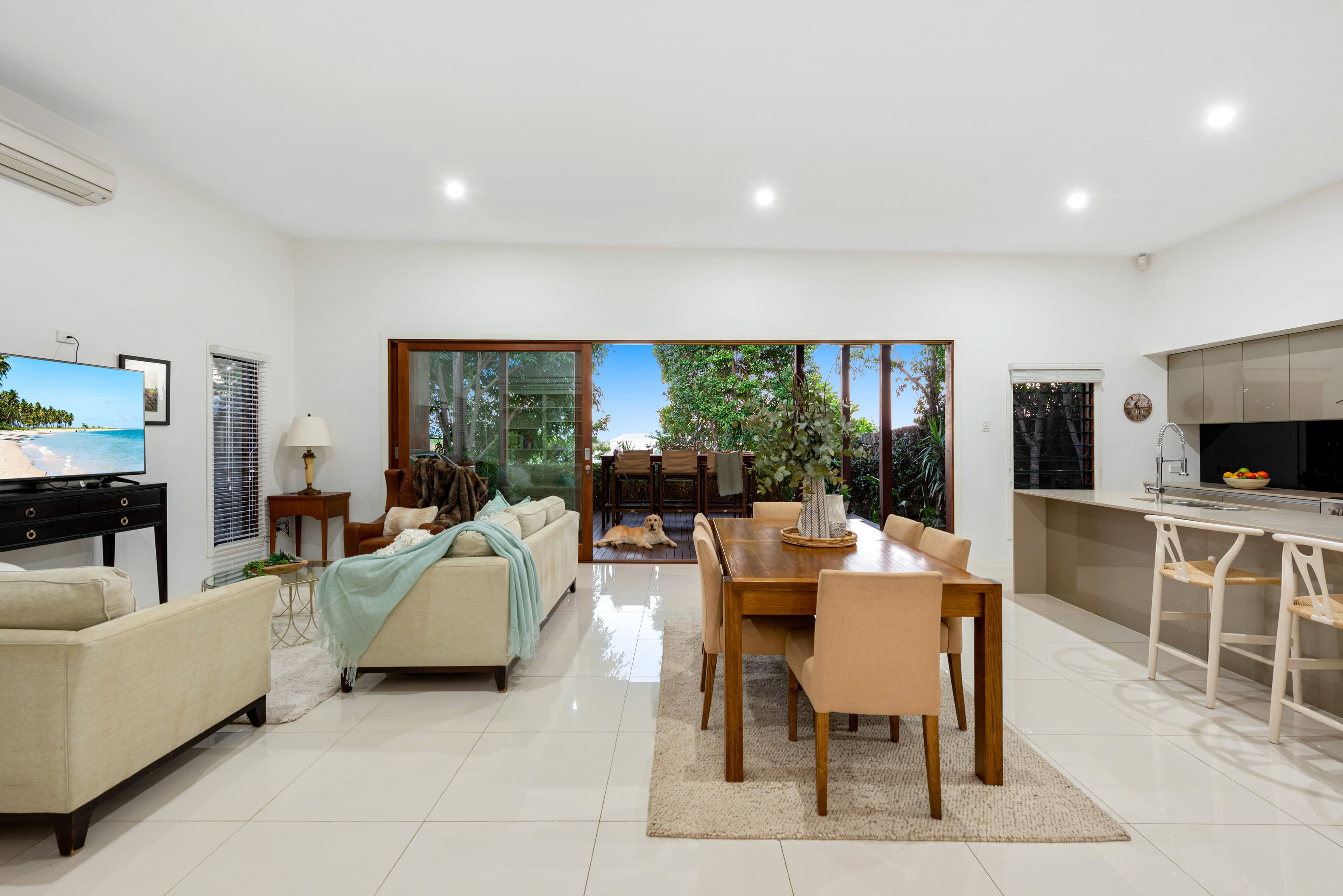 22 Faraday Street, Camp Hill QLD 4152, Camp Hill - Thumbnail 2