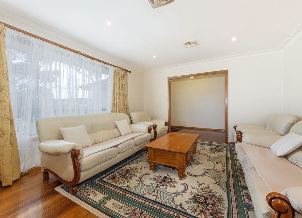52 Helen Street, St Albans VIC 3021, St Albans - Thumbnail 2
