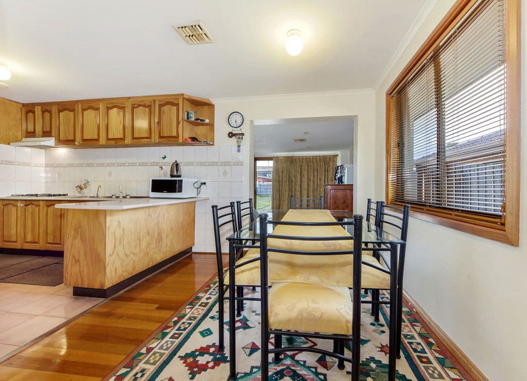 52 Helen Street, St Albans VIC 3021, St Albans - Thumbnail 4