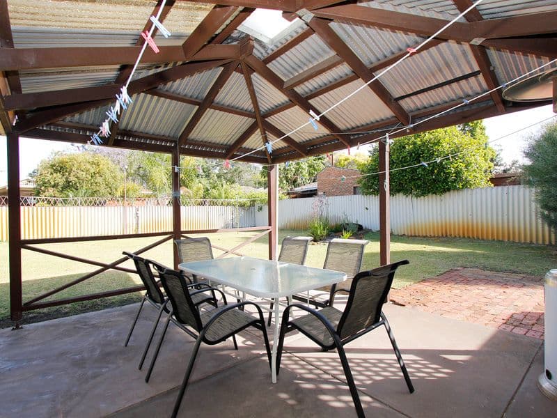 20 Vellgrove Avenue, PARKWOOD WA 6147, Parkwood - Thumbnail 4