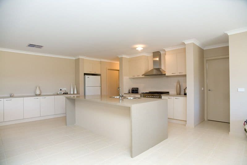 27 Woodridge Crescent, Doreen VIC 3754, Doreen - Thumbnail 2