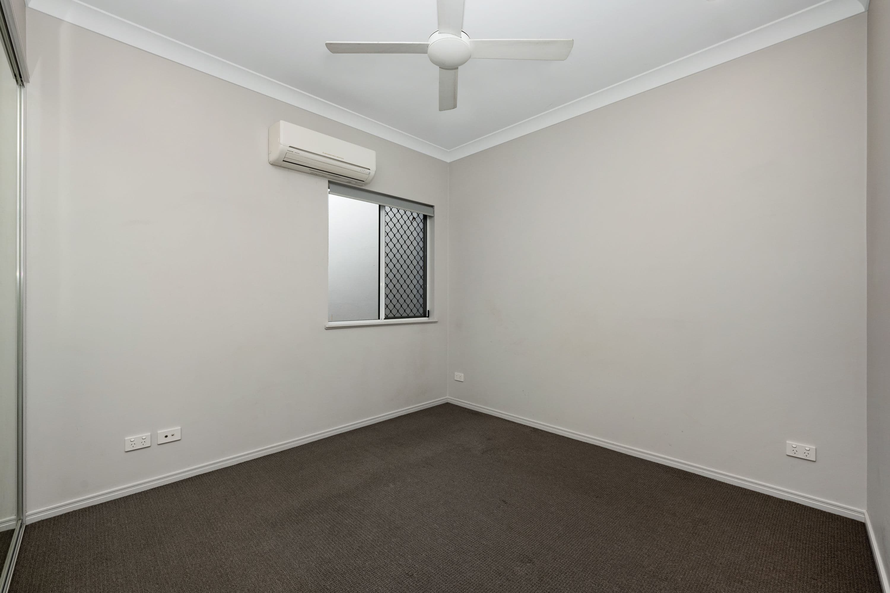 12 Lawrie Avenue, Oonoonba QLD 4811, Oonoonba - Thumbnail 6