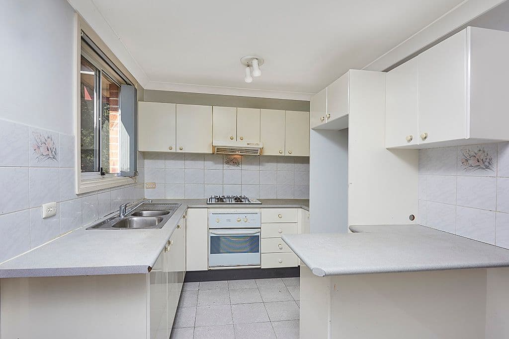 2 Elizabeth Street, Guildford - Thumbnail 2