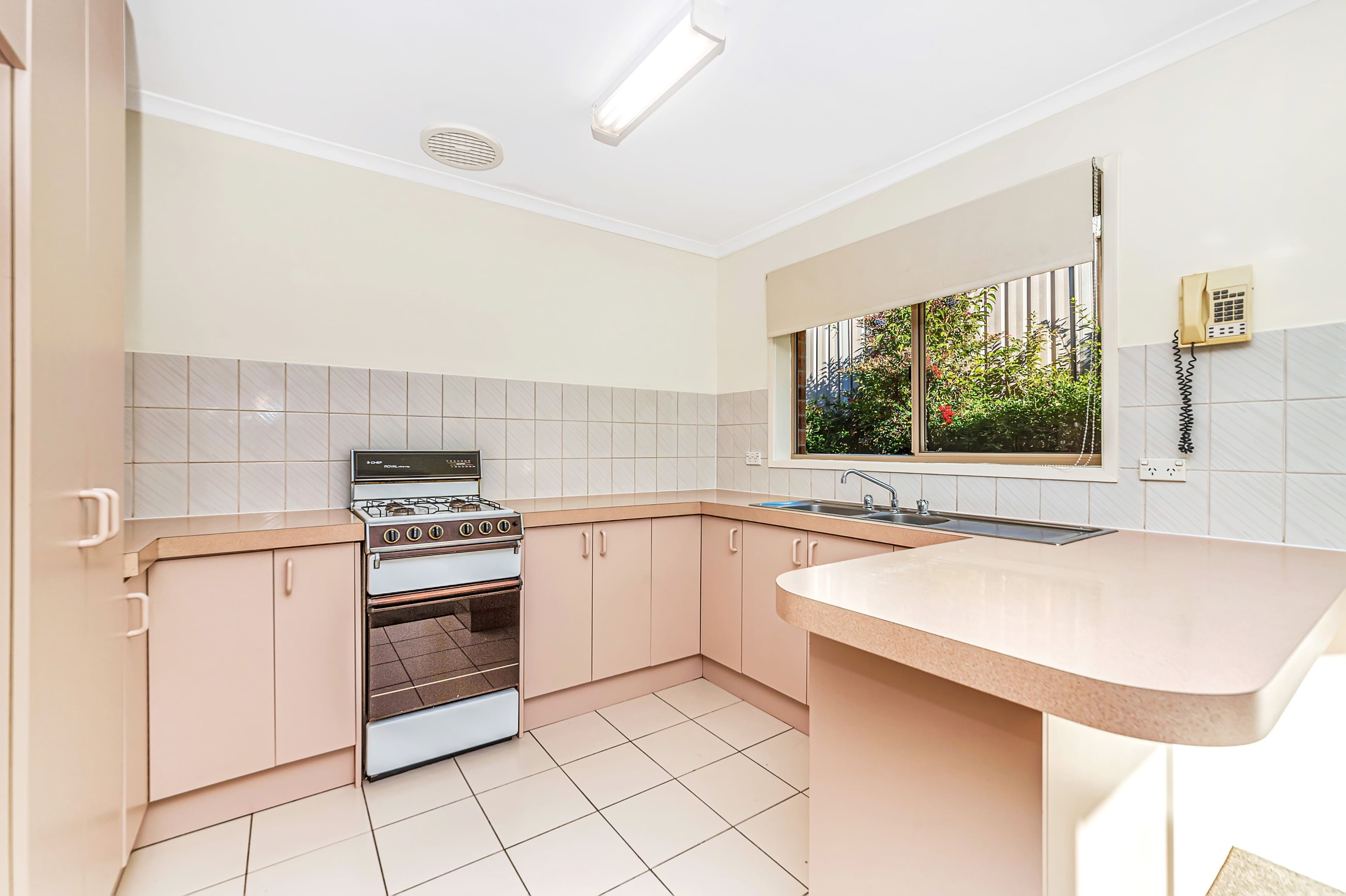 37 Derrima Road, Queanbeyan NSW 2620, Queanbeyan - Thumbnail 6