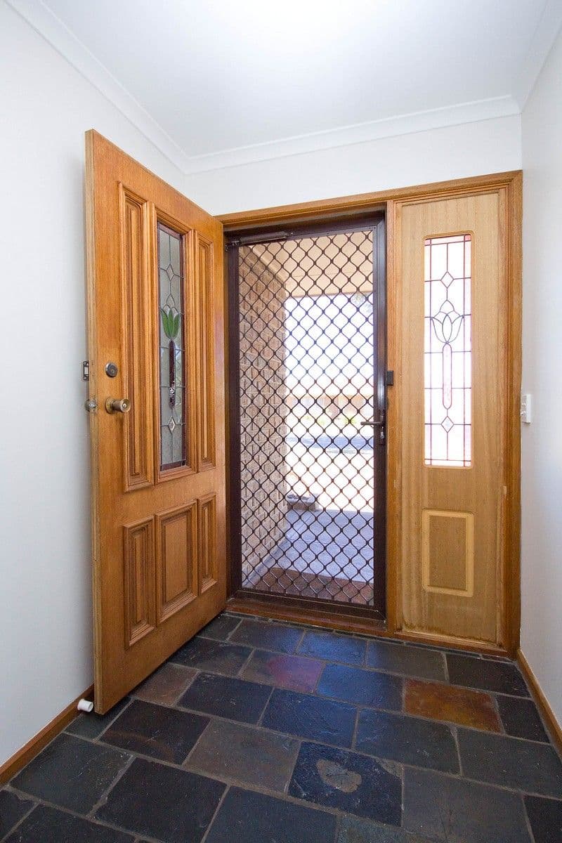 8 Redford Court, PARALOWIE SA 5108, Paralowie - Thumbnail 2