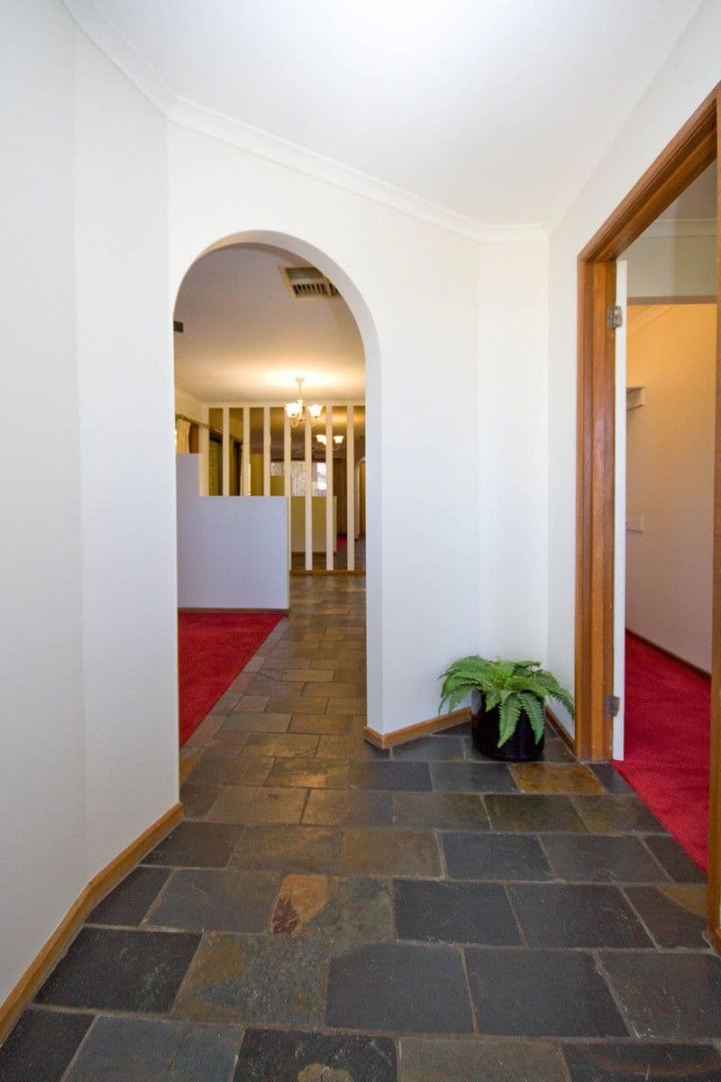 8 Redford Court, PARALOWIE SA 5108, Paralowie - Thumbnail 3