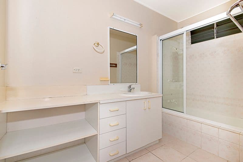 13 Farrell Street, Kirwan QLD 4817, Kirwan - Thumbnail 8