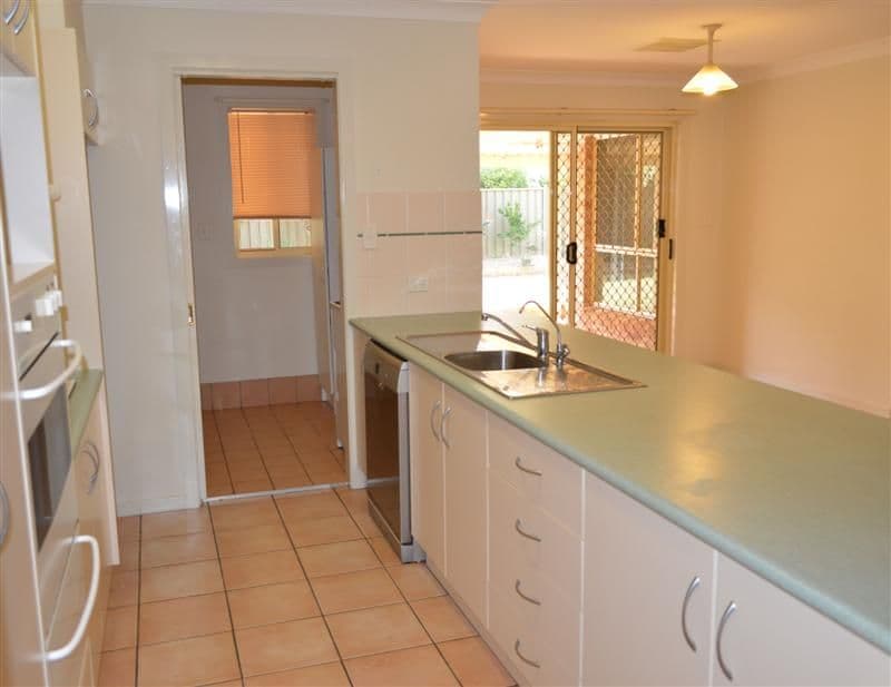 13 Lancaster Park Place, DUBBO NSW 2830, Dubbo - Thumbnail 6