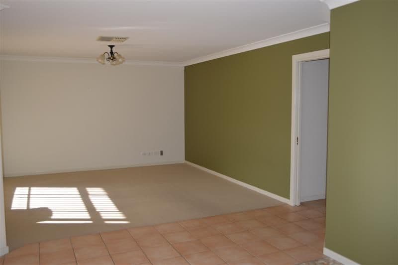 13 Lancaster Park Place, DUBBO NSW 2830, Dubbo - Thumbnail 7
