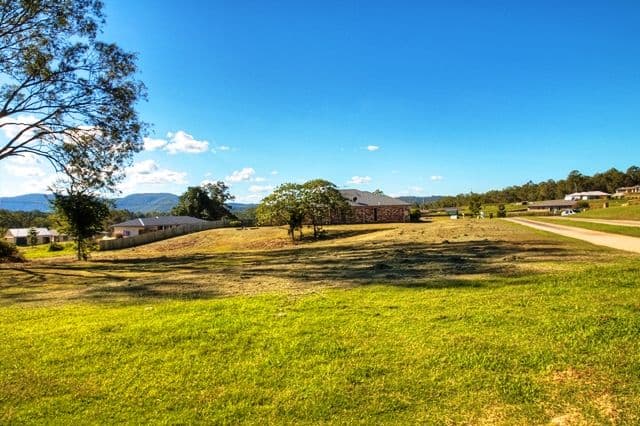 9 GREENVIEW Court, KARALEE QLD 4306, Karalee - Thumbnail 2