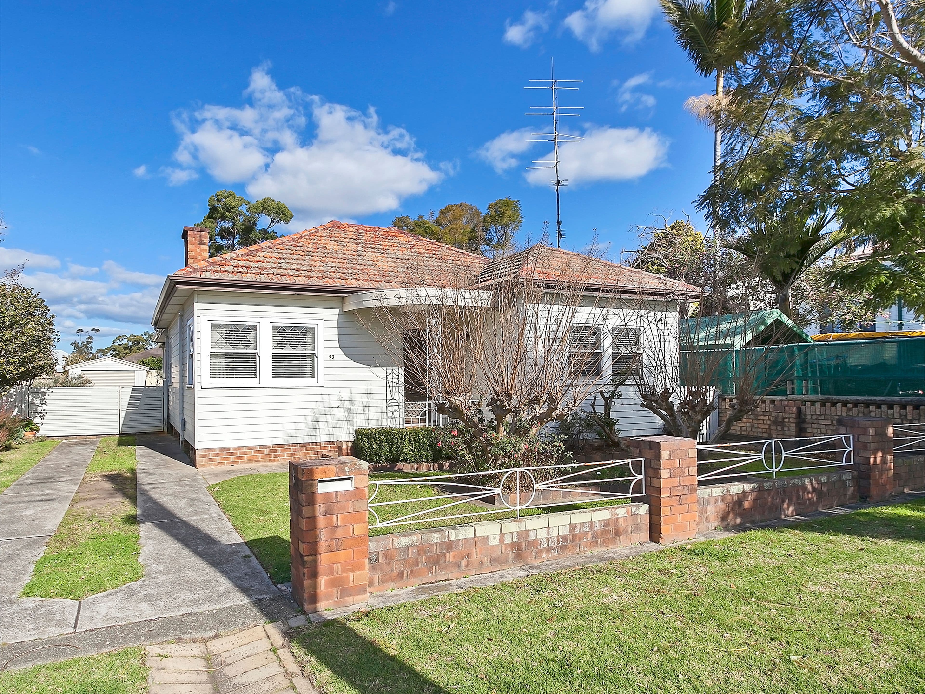 7 Hale Street, Woonona - Image 1