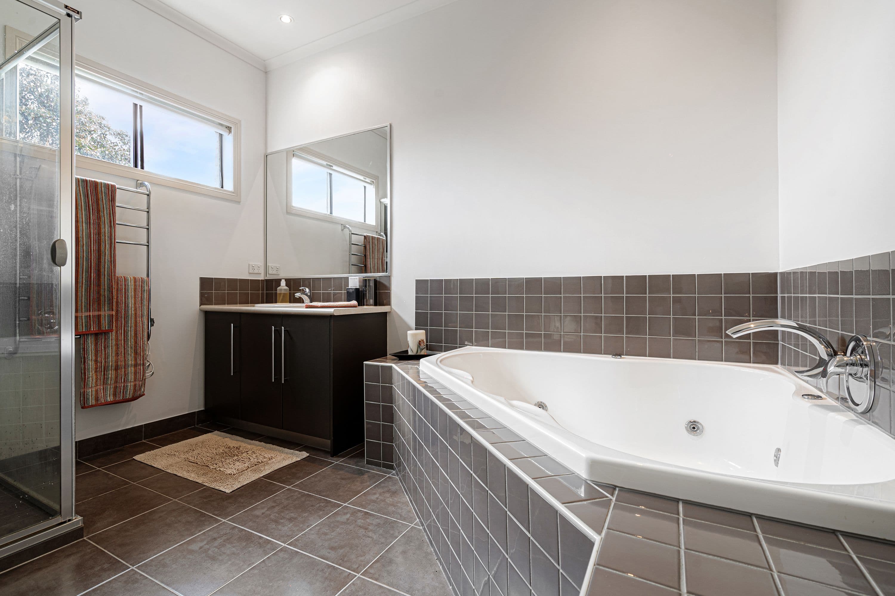 9 Refuge Close, Doncaster East VIC 3109, Doncaster East - Thumbnail 8