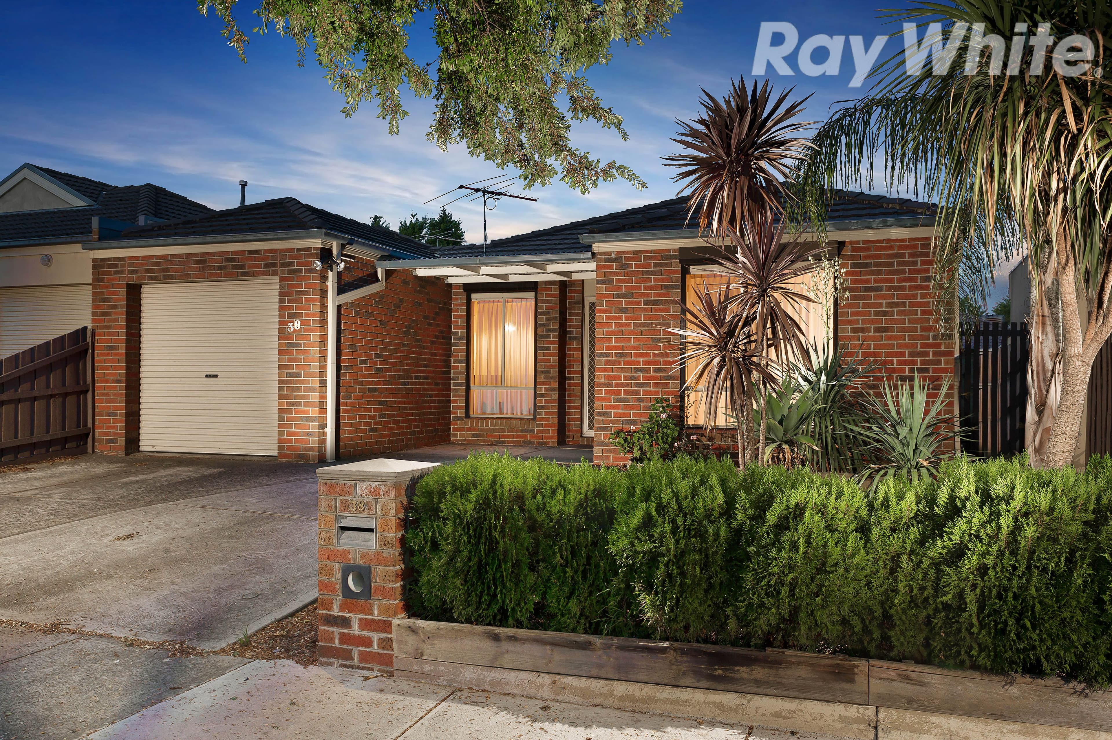 38 Samuel Court, Bundoora VIC 3083, Bundoora - Thumbnail 2
