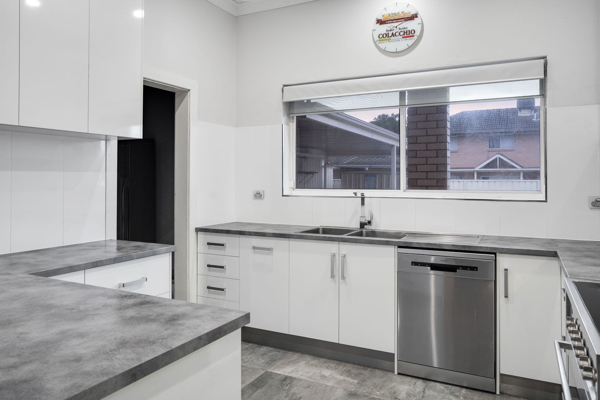 12 Dobson Drive, Pooraka SA 5095, Pooraka - Thumbnail 7